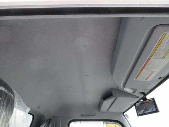 MITSUBISHI CANTER 2023 Image 31