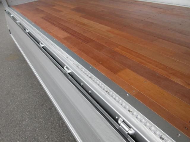 MITSUBISHI CANTER 2023 Image 31