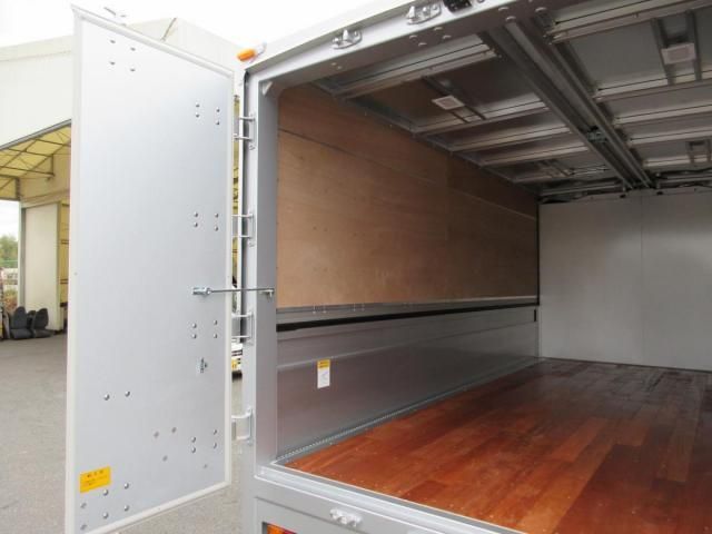 MITSUBISHI CANTER 2023 Image 31