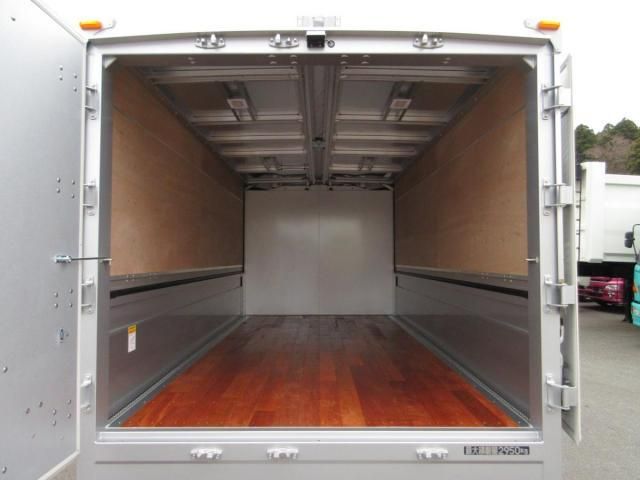 MITSUBISHI CANTER 2023 Image 31