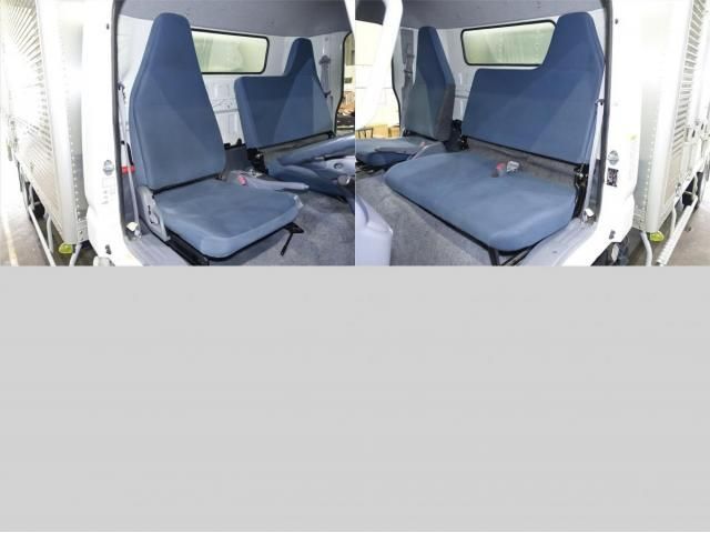 MITSUBISHI CANTER 2014 Image 31