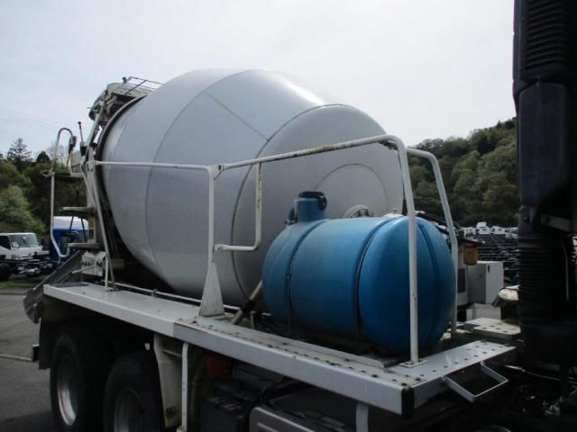 ISUZU GIGA 2013 Image 31