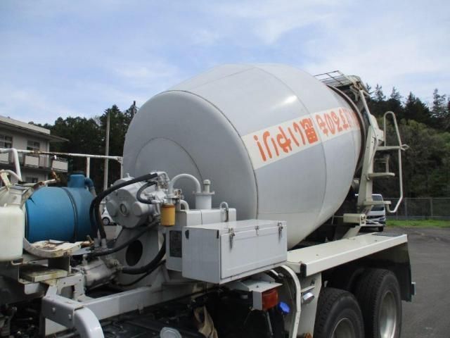 ISUZU GIGA 2013 Image 31