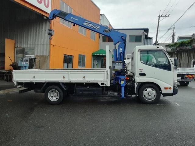 HINO DUTRO 2018 Image 31