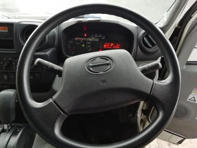 HINO DUTRO 2018 Image 31