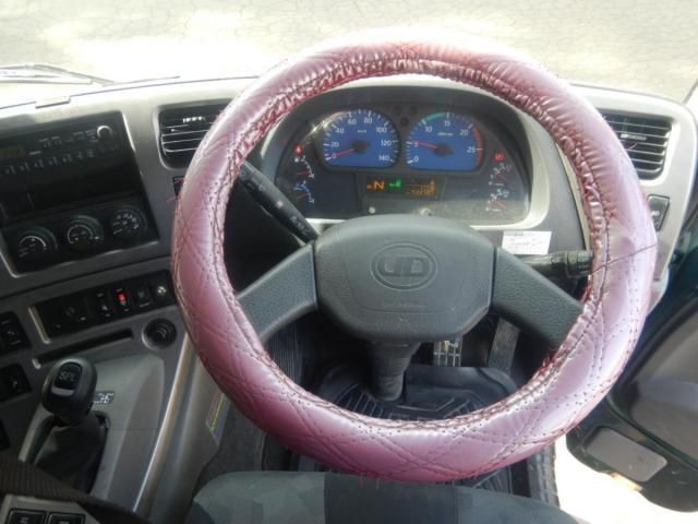 NISSAN DIESEL QUON 2014 Image 31