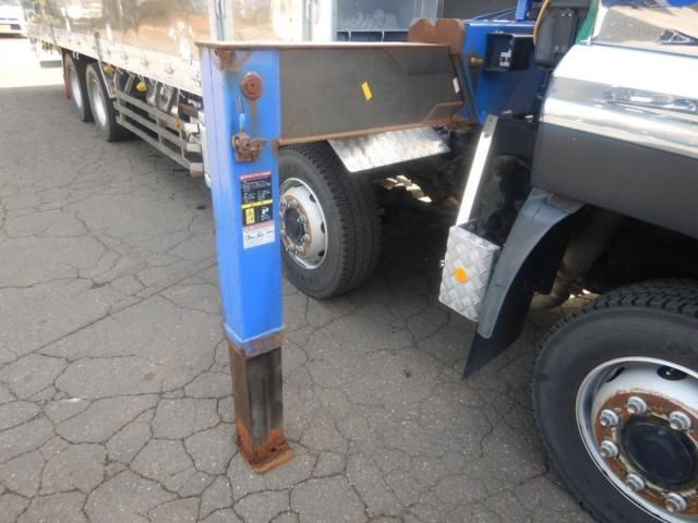 NISSAN DIESEL QUON 2014 Image 31