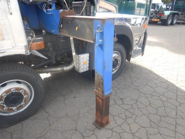 NISSAN DIESEL QUON 2014 Image 31