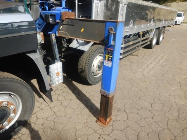 NISSAN DIESEL QUON 2014 Image 31