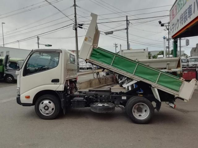HINO DUTRO 2018 Image 31