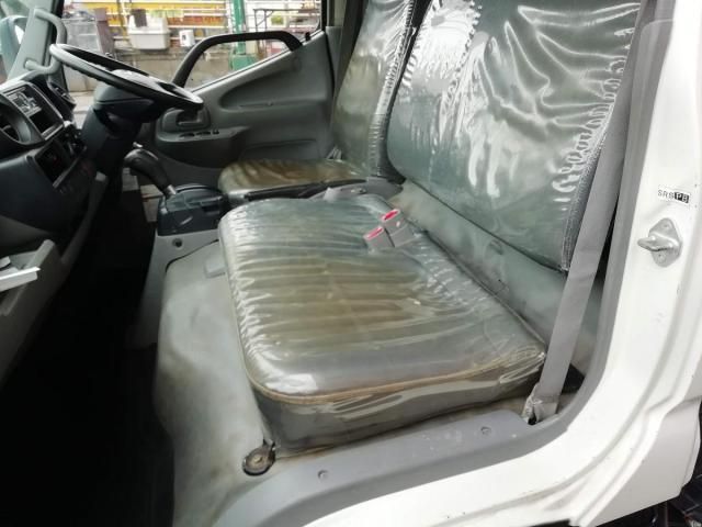 HINO DUTRO 2018 Image 31