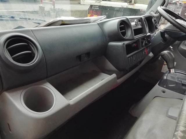 HINO DUTRO 2018 Image 31