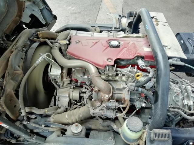 HINO DUTRO 2018 Image 31