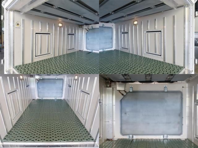 MITSUBISHI CANTER 2019 Image 31