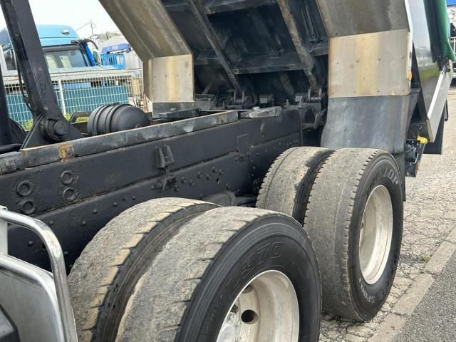 MITSUBISHI FUSOU SUPER GREAT 2013 Image 31