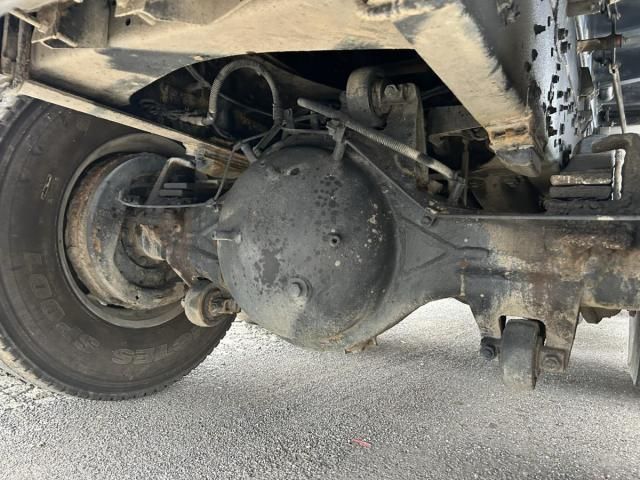 MITSUBISHI FUSOU SUPER GREAT 2013 Image 31