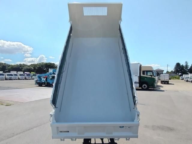 HINO DUTRO 2020 Image 31