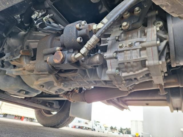 HINO DUTRO 2020 Image 31