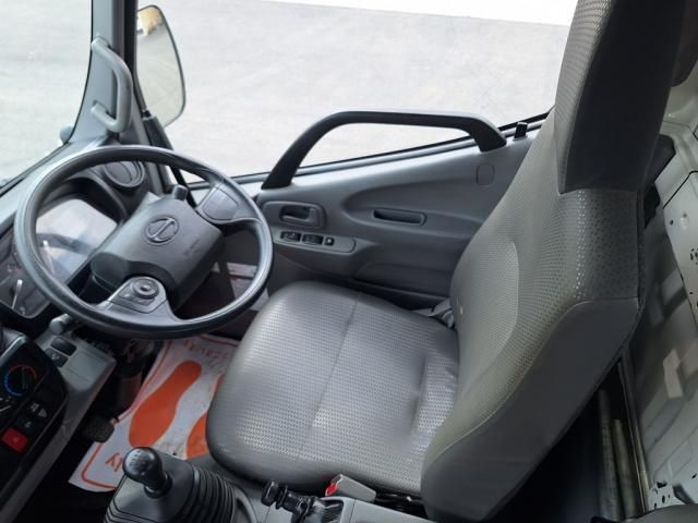 HINO DUTRO 2020 Image 31