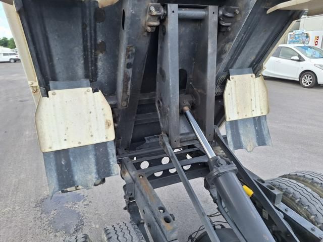 HINO DUTRO 2020 Image 31