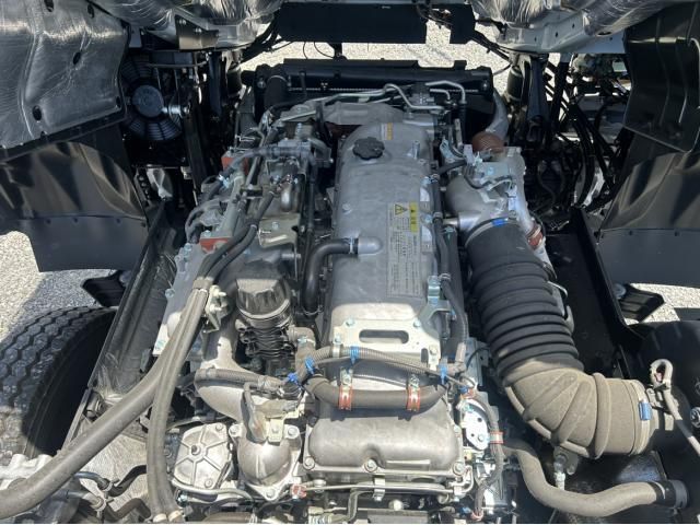 ISUZU GIGA 2024 Image 31