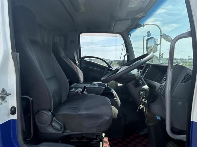 ISUZU FORWARD 2013 Image 31