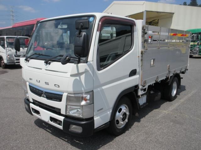 MITSUBISHI CANTER 2017 Image 31