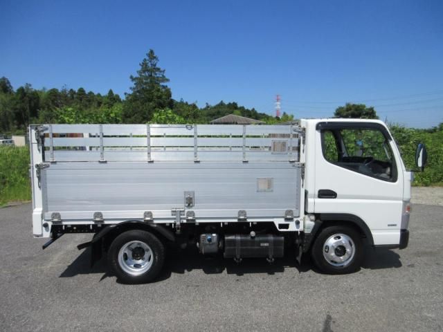 MITSUBISHI CANTER 2017 Image 31