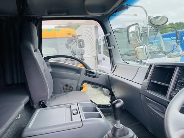 ISUZU FORWARD 2017 Image 31