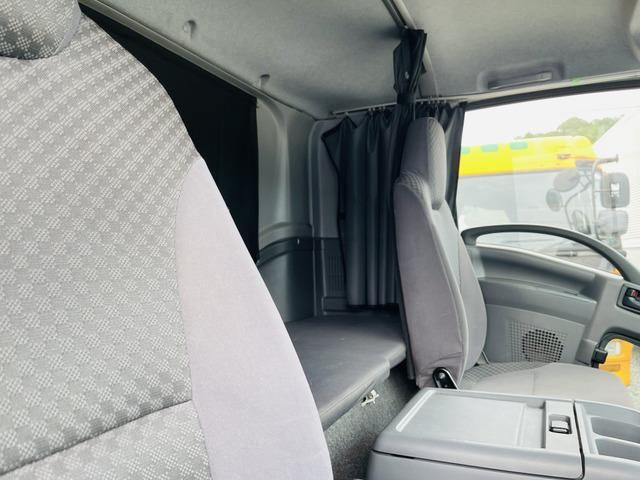 ISUZU FORWARD 2017 Image 31