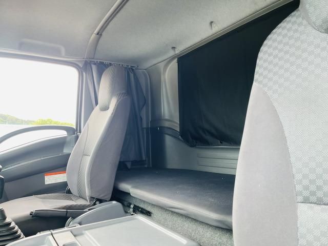 ISUZU FORWARD 2017 Image 31