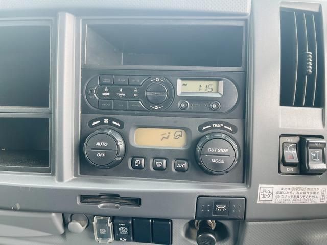 ISUZU FORWARD 2017 Image 31