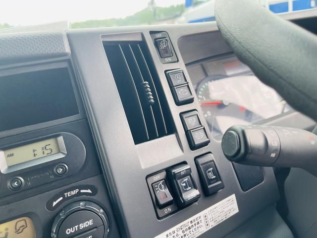 ISUZU FORWARD 2017 Image 31