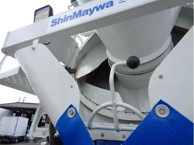 MITSUBISHI FUSOU FIGHTER 2023 Image 31