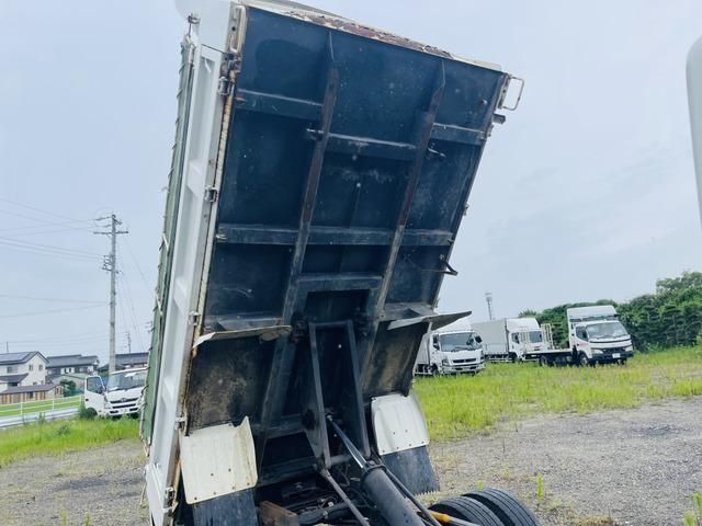 MITSUBISHI CANTER 2012 Image 31