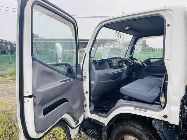 MITSUBISHI CANTER 2012 Image 31