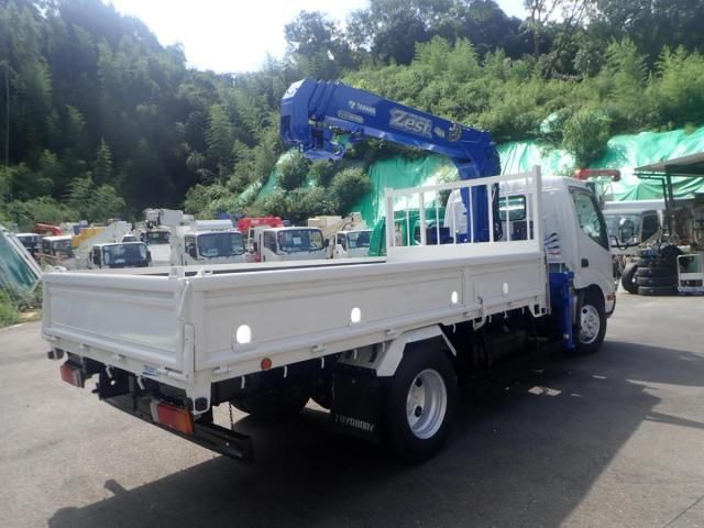 HINO DUTRO 2010 Image 31