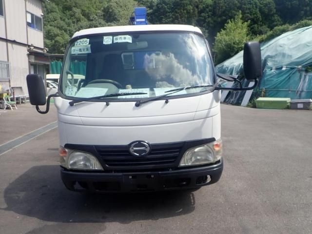 HINO DUTRO 2010 Image 31
