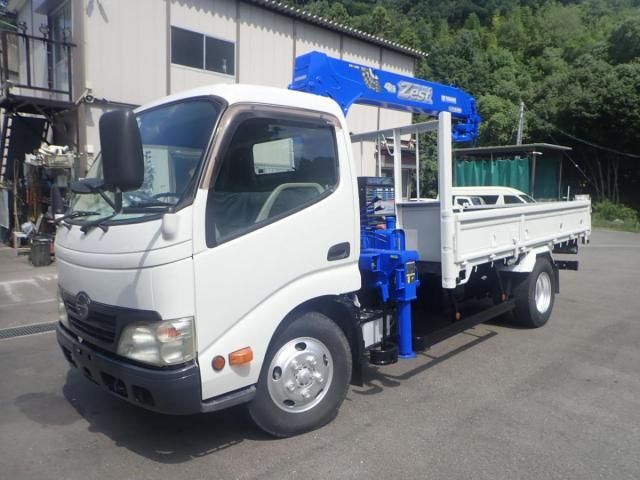 HINO DUTRO 2010 Image 31