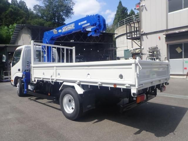 HINO DUTRO 2010 Image 31