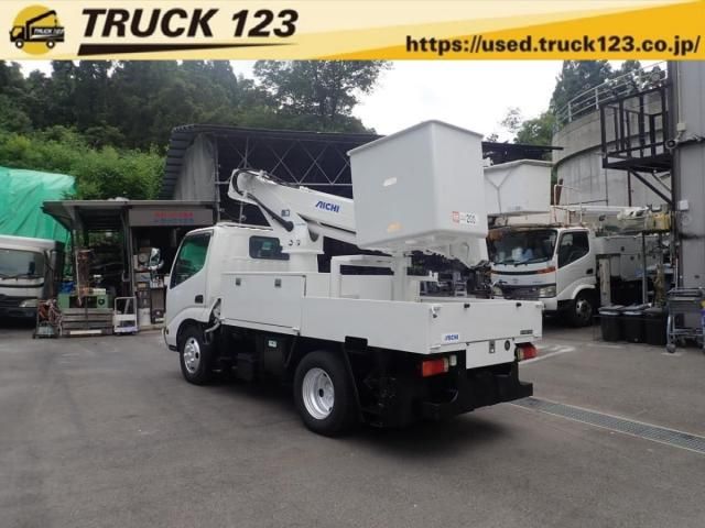 HINO DUTRO 2006 Image 31