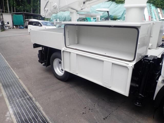 HINO DUTRO 2006 Image 31