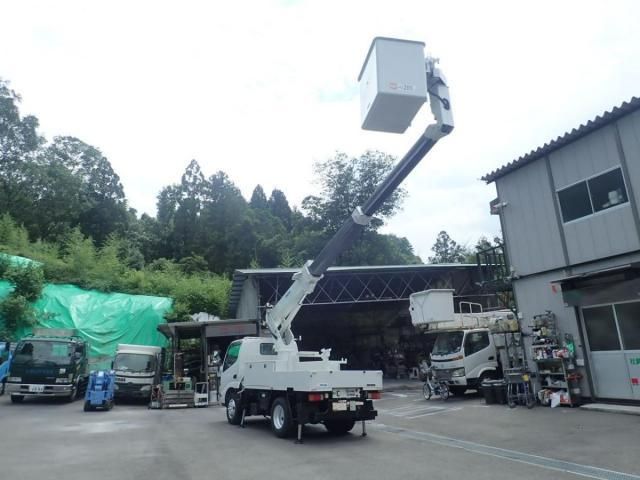 HINO DUTRO 2006 Image 31