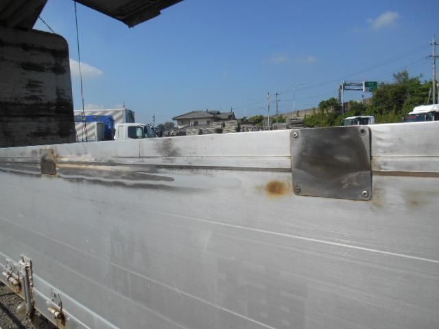 MITSUBISHI FUSOU FIGHTER 2011 Image 31