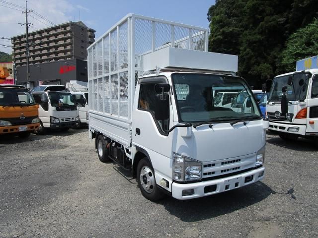 ISUZU ELF 2012 Image 31