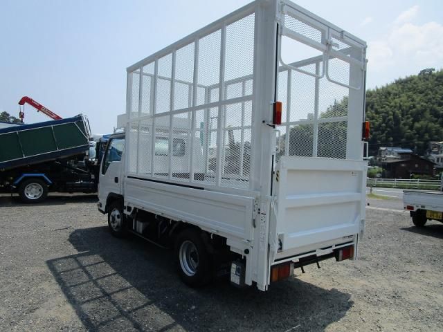 ISUZU ELF 2012 Image 31