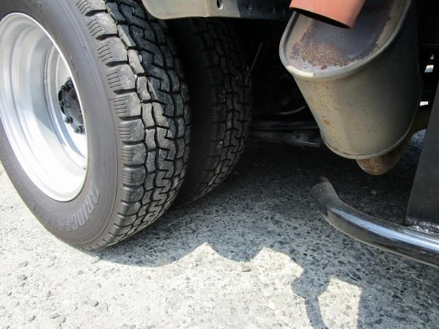 ISUZU ELF 2012 Image 31