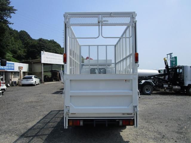 ISUZU ELF 2012 Image 31