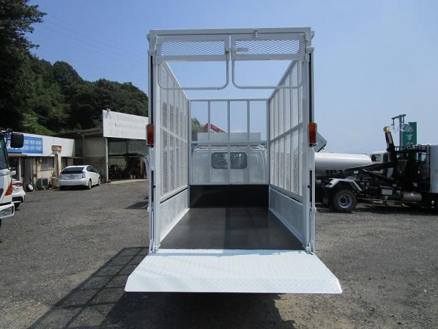 ISUZU ELF 2012 Image 31