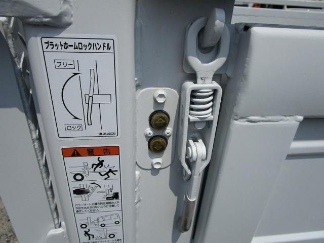 ISUZU ELF 2012 Image 31